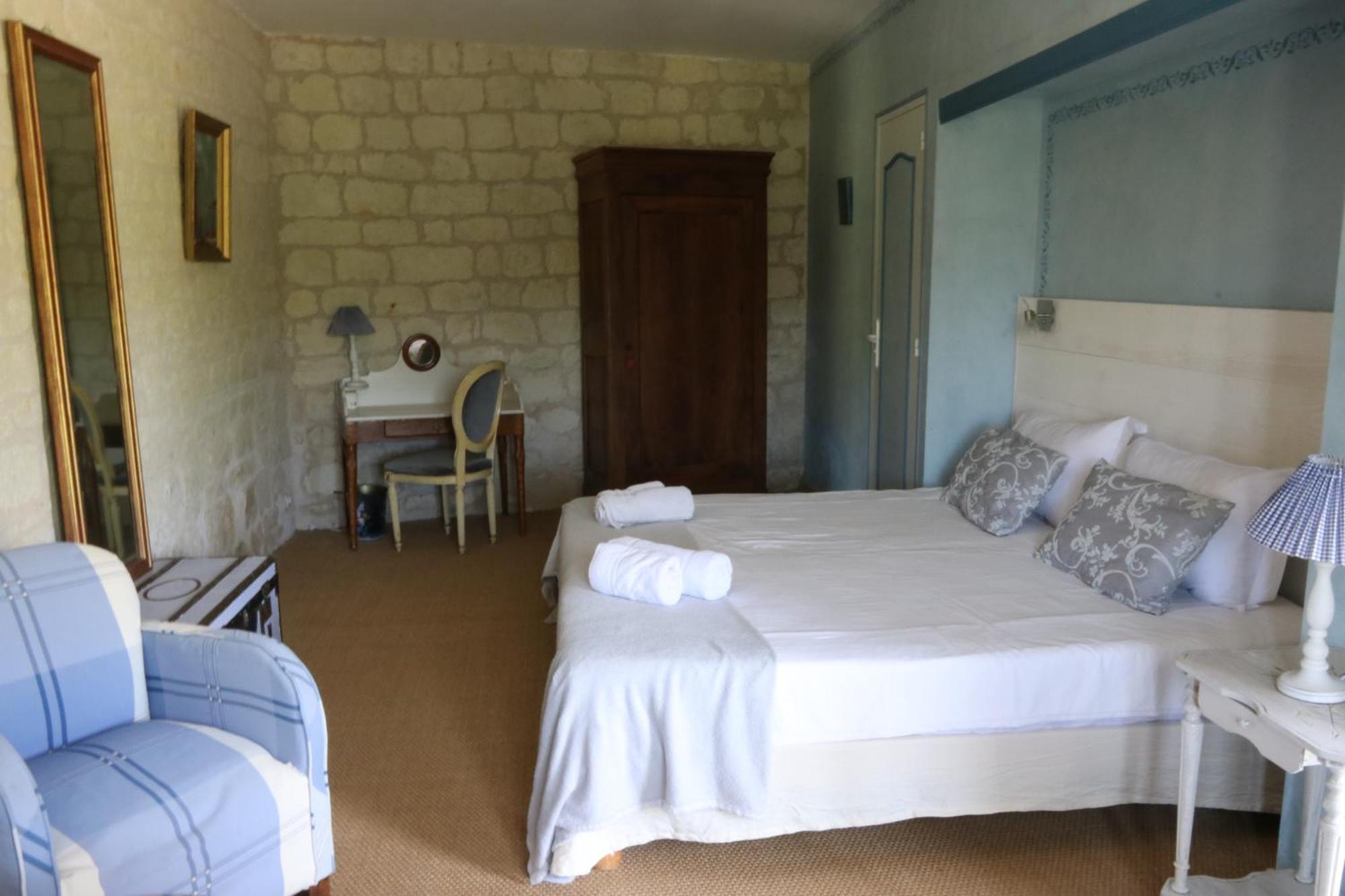 Chambres D'Hotes Du Noisillet Cinais 외부 사진